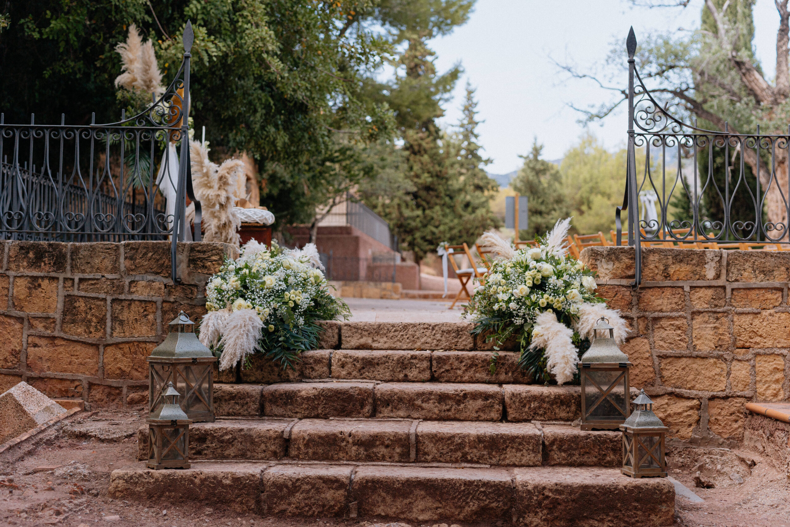 hotel-stone-steps